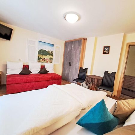 Apartment Rosa-3 By Interhome مايرهوفن المظهر الخارجي الصورة
